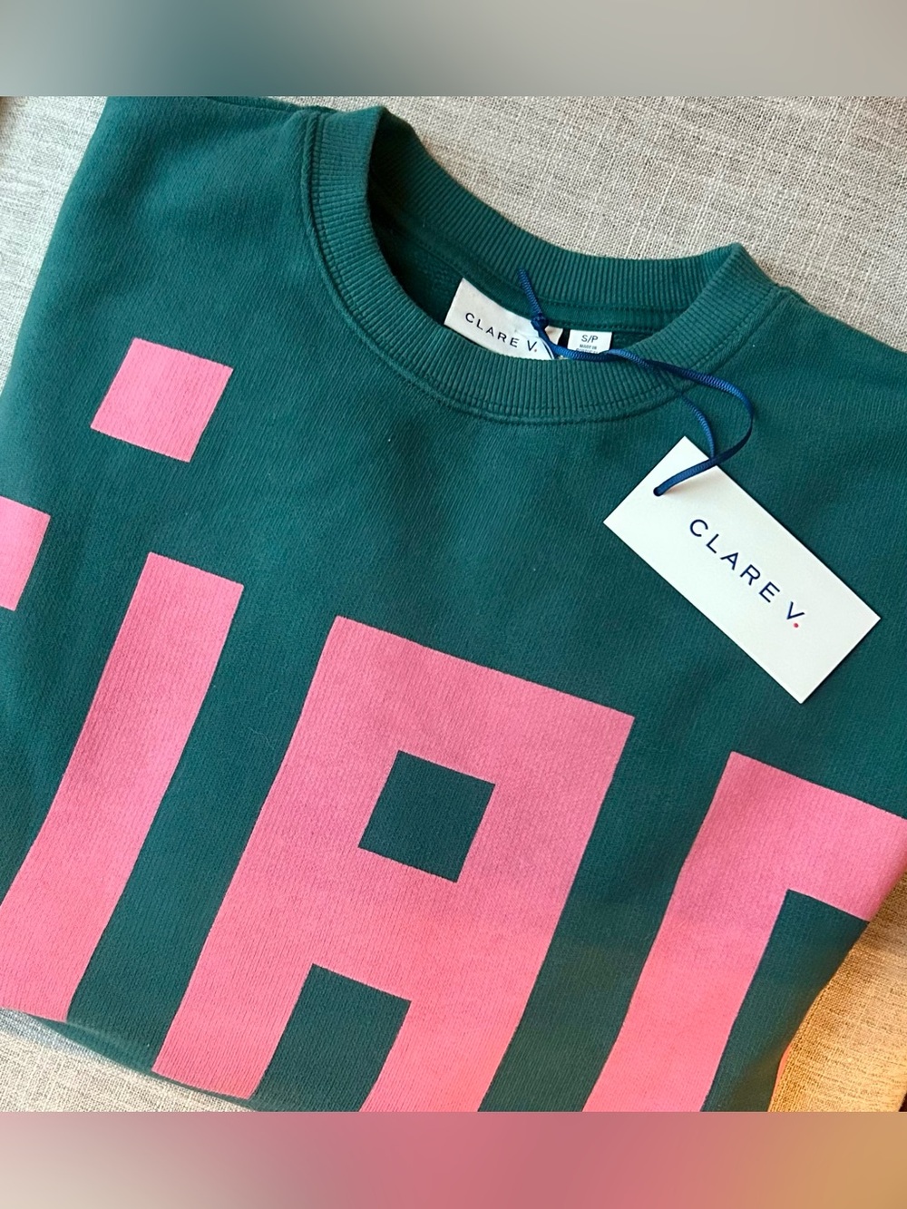 Clare V - NWT - CIAO
Oversized Sweatshirt - Small - Picture 2 of 5